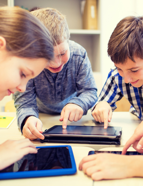 kids using tablets